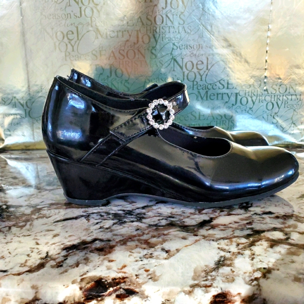 Shiny black dress shoes